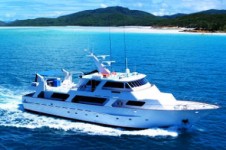 Motor Yacht Mustique